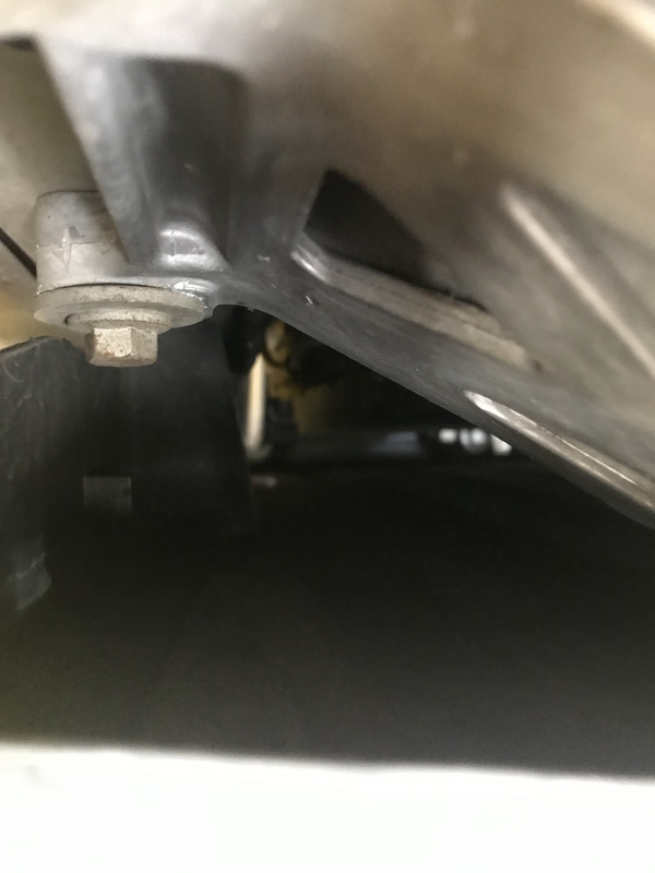 73FC5A74-32A0-4070-AEC3-F4ECE6B5D579