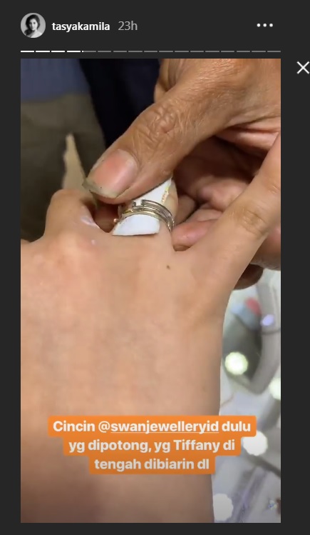 Tasya Kamila Potong Cincin