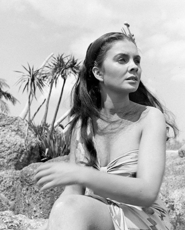 jean_simmons_mb31