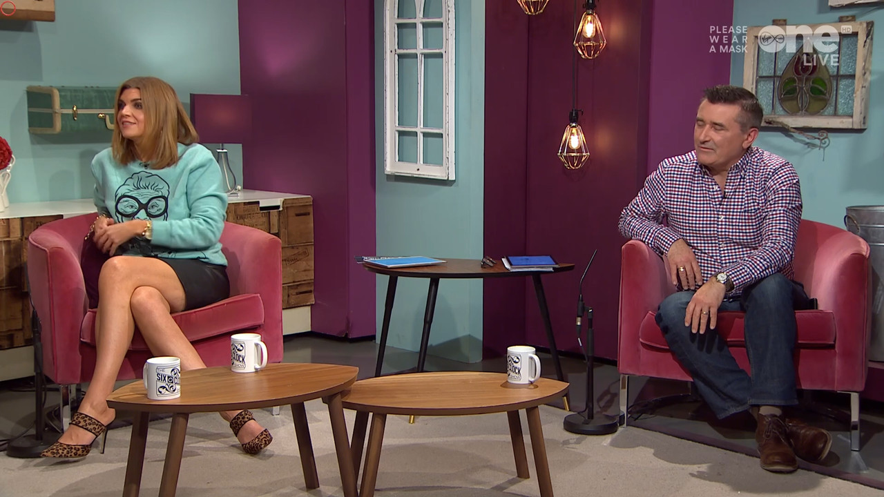 10.21 - 18.00.00 - The Six O'Clock Show. A fast-paced, witty chat sho....ts_snapshot_54.11.126