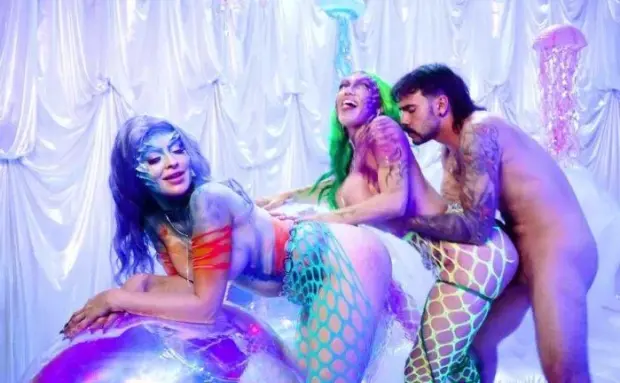 Jewelz Blu & Little Puck – BRAN NEW BGG Deep Sea Pussy Diving With Facial
