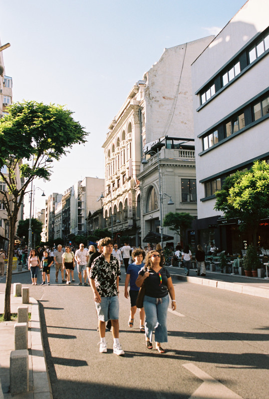 R1-09723-018-A.jpg
