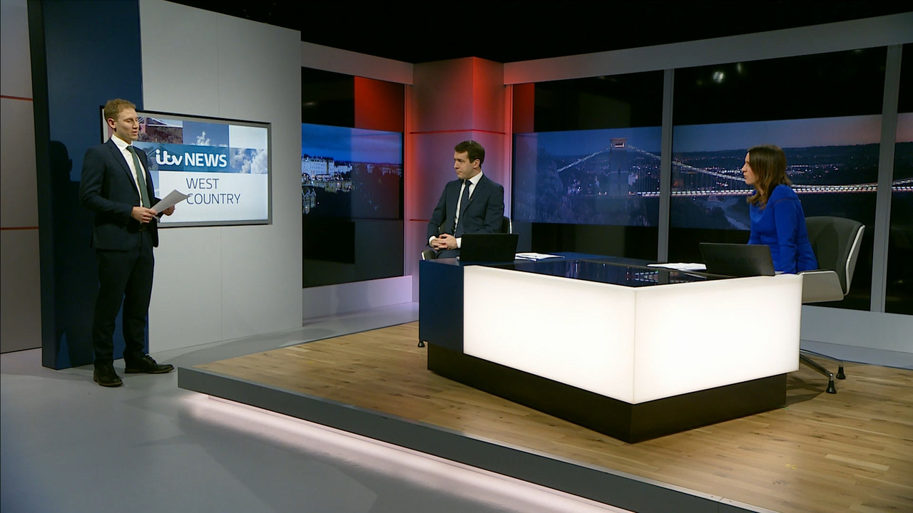 01.11 - 18.00.00 - ITV News West Country. News for Devon, Cornwall, S....ts_snapshot_09.09.944