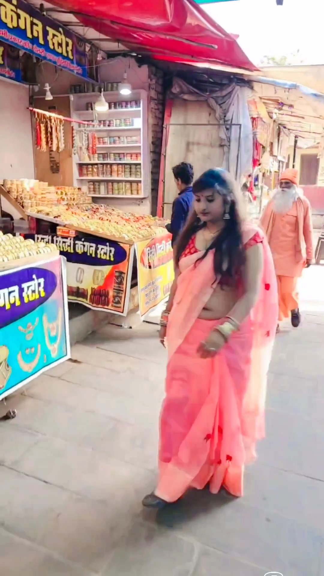 Chubby Rajistatni Lady Open Big Deep Navel In Pink Saree Mp4 Snapshot 00 01 215 — Postimages 