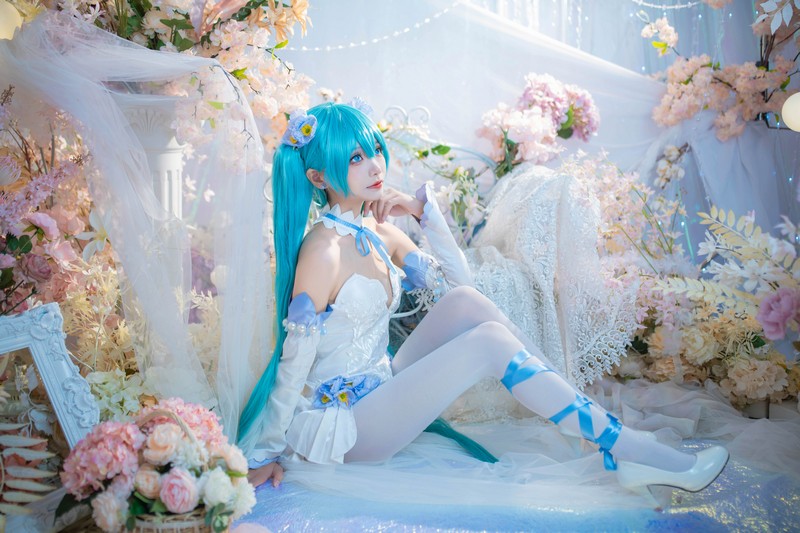 艾西Aiwest 初音未来粉蝶花Cosplay写真图集 Miku高清美图 44P (159.9M)插图8