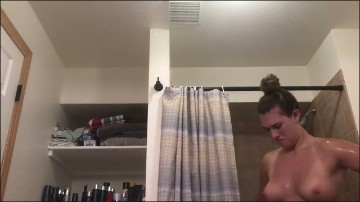 [Image: Voyeur59705122401.jpg]