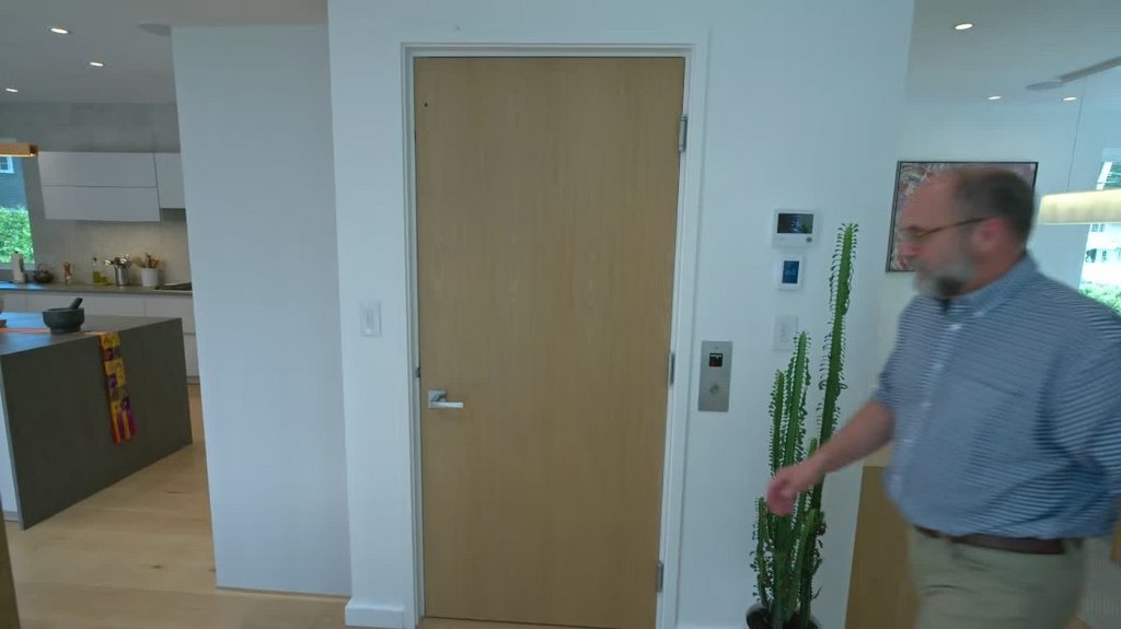 [Image: v7u7pch4qv3g.jpg]