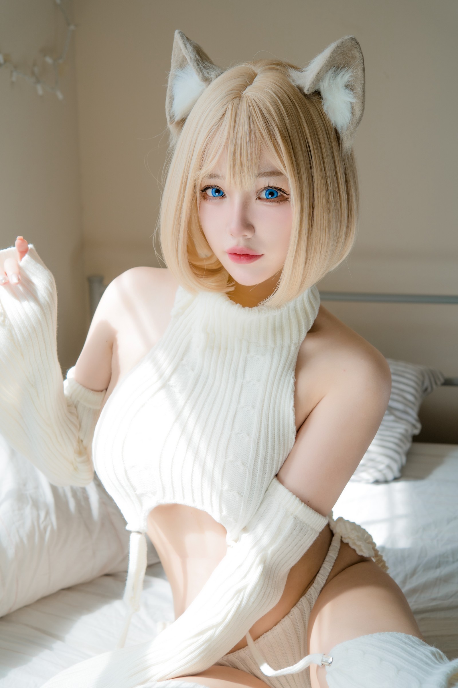 狐洛洛子 – 慵懒白猫 高清写真（36P-462MB）居家猫系氛围图集插图6