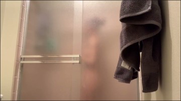 [Image: Voyeur18925121020.jpg]