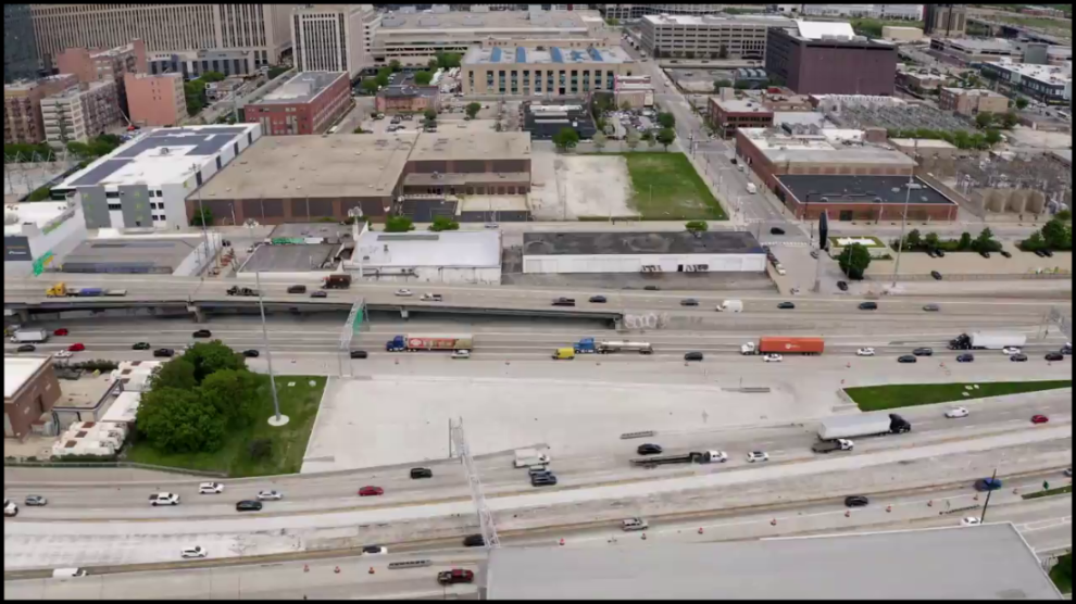 [Image: v97at9oanb2m.png]