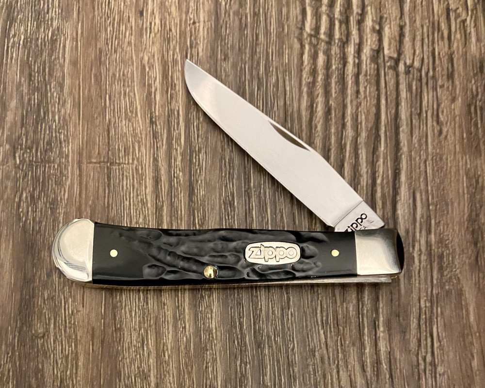 1ED4081E-C9B2-4CEC-B308-ED7B5C0547B8_1_201_a