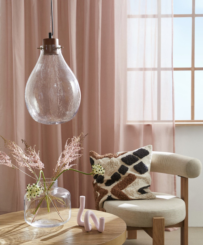 FAC48F3D-0052-4828-871A-647B83CACA39