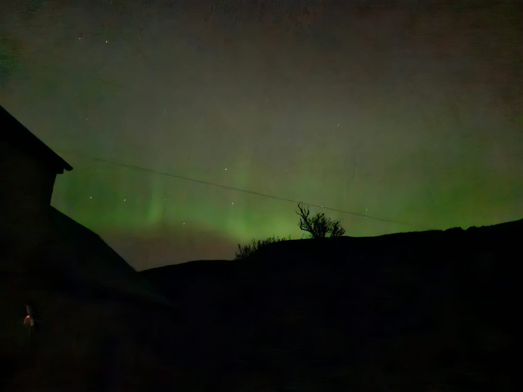 northern-lights-wales-2.jpg