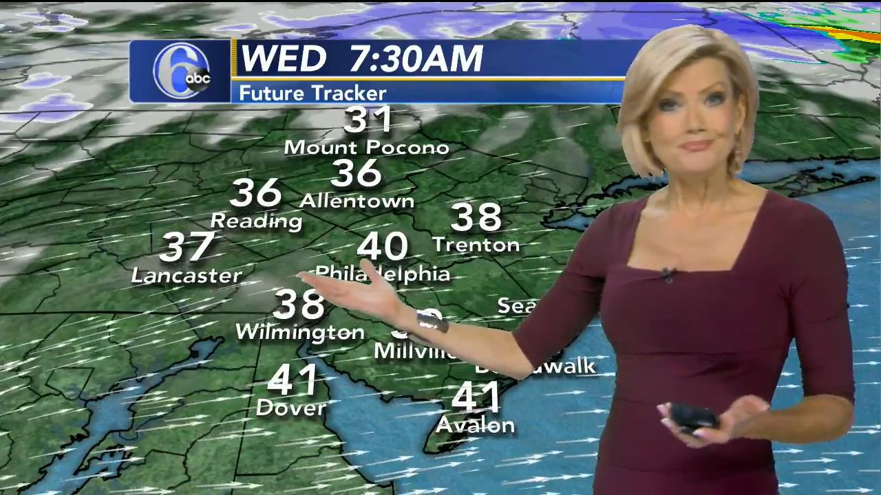 08 January - 23.00.00 - Eyewitness News at 6. Local news, sports