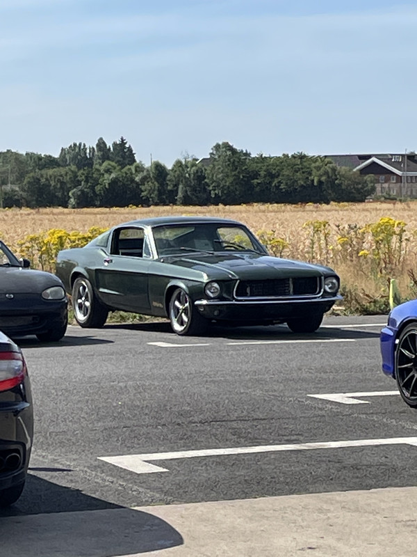 15B24FFD-DCB7-421D-A41F-C7115820F939