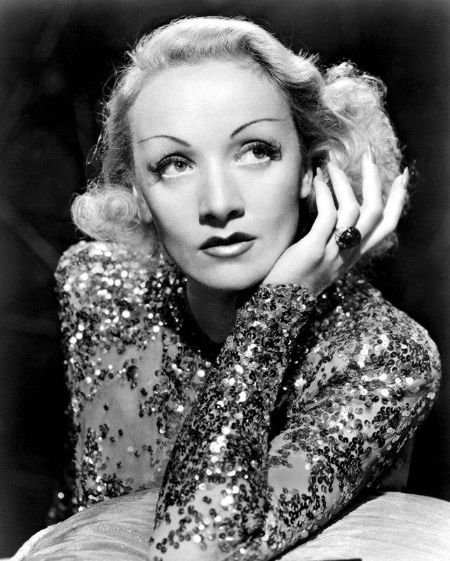 Marlene_Dietrich_c40