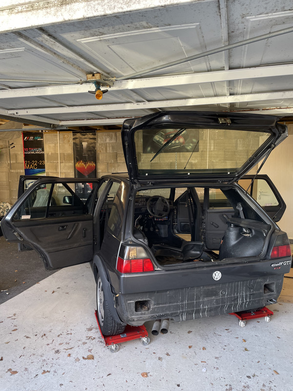 179B0852-9CAF-4C97-B701-6FB8E265D2D1