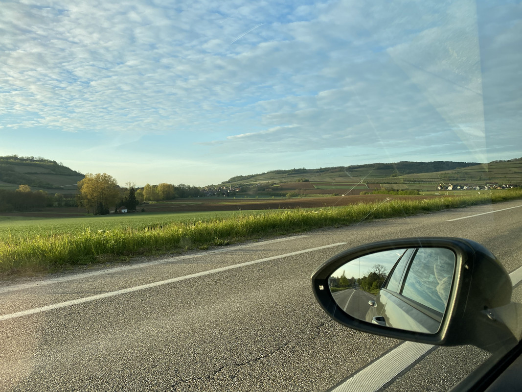 25B65F93-585F-405F-BA3A-76413D766846