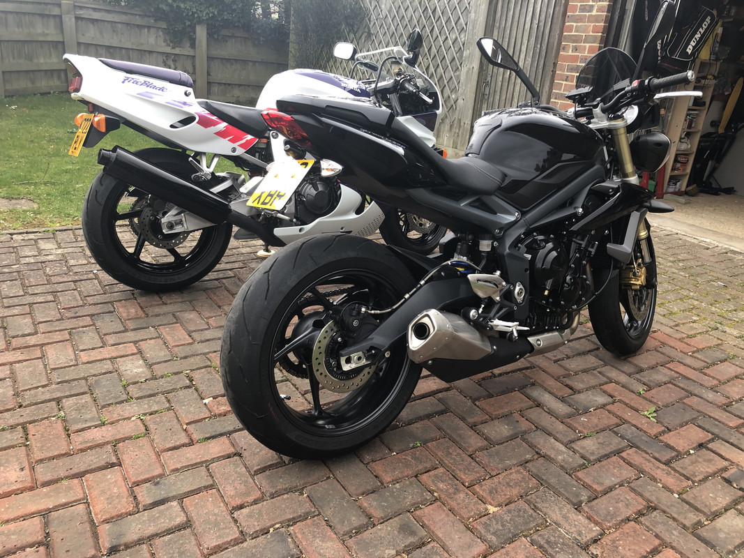 BFAE0BD2-4F97-42D2-90DF-DDEFB6D7B495