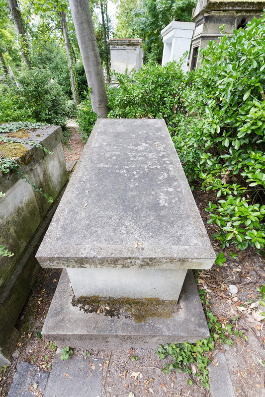 Père-Lachaise_-_Division_11_-_Bernardin_de_Saint-Pierre_03