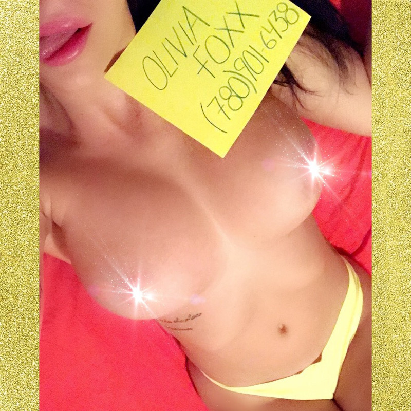 5C8BFA64-8B04-4649-A176-089106D92E97