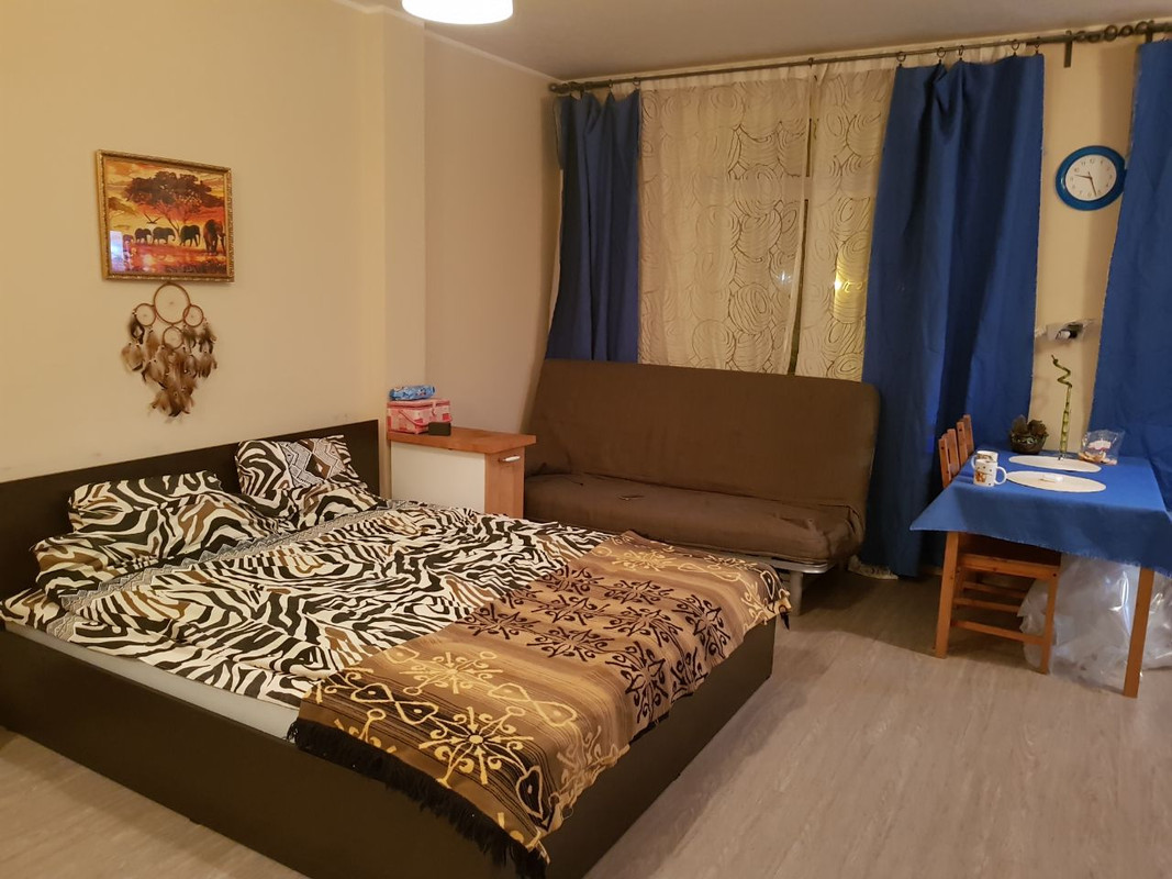 B4637EB0-751D-46CD-BB26-205C999FDED0