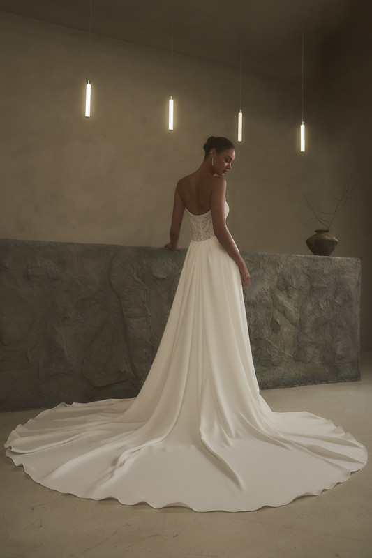 Ruthie Detachable Overskirt Style 2632SK Back