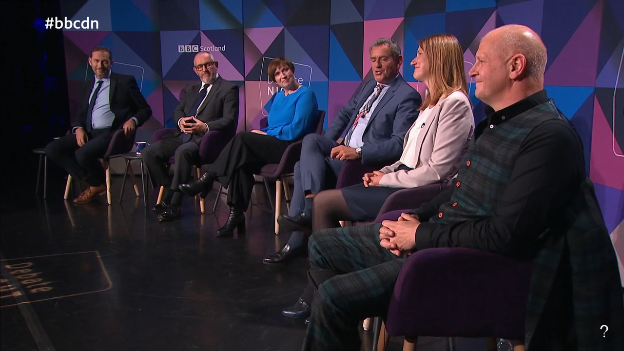 09.28 - 23.30.00 - Debate Night. 10 24. Current affairs discussion. M....ts_snapshot_01.03.11.196