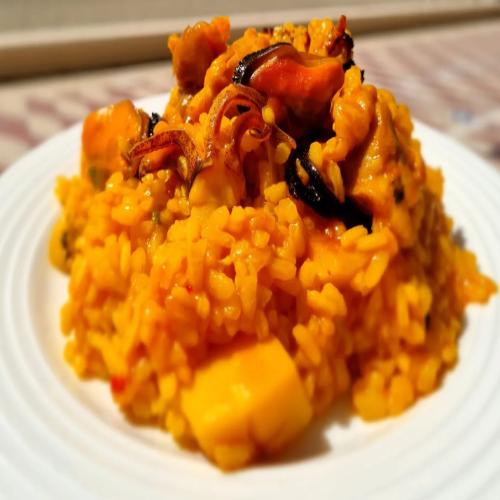 paella arroz ciego de marisco (2 personas)