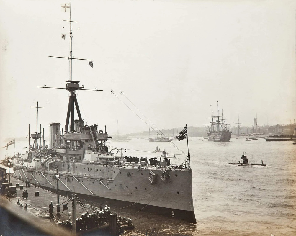 HMS-Dreadnought.jpg
