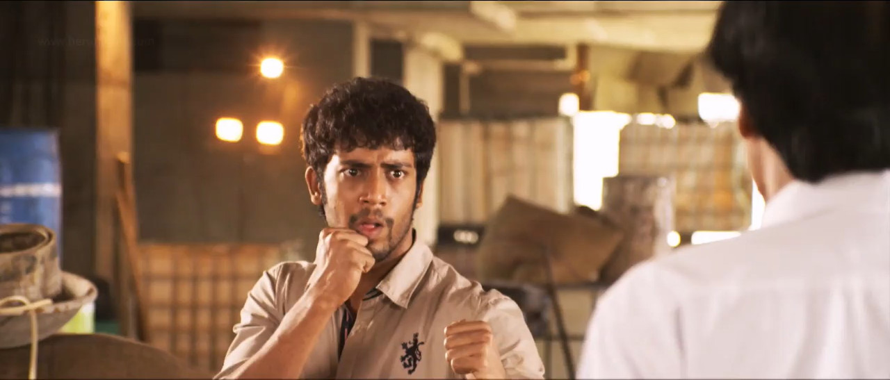 Adhagappattathu Magajanangalay 2017 WebRip [Tamil] 480p, 720p ESub Screenshot