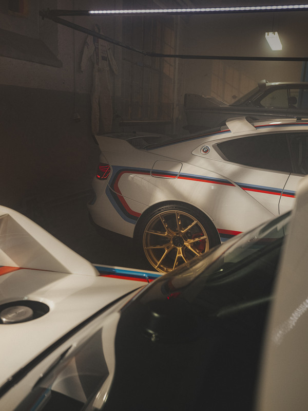 P90490864_highRes_the-bmw-3-0-csl-coll
