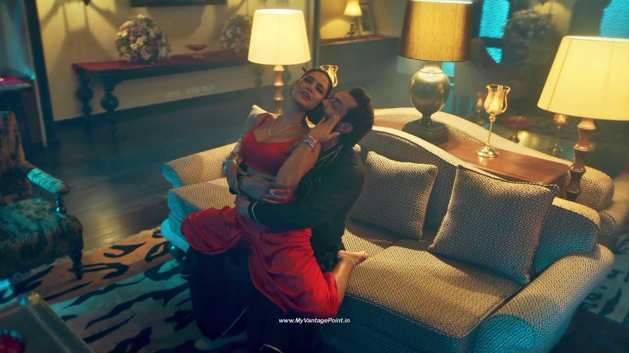 70-Esha-Gupta-Hot-in-Aashram-Web-Series