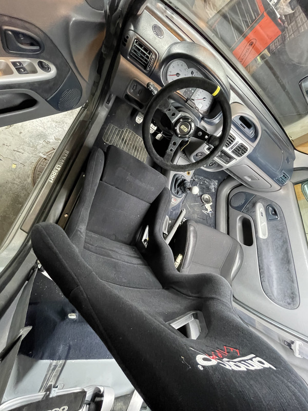 CF319760-214B-474F-ACEB-B2AD72A09D3E