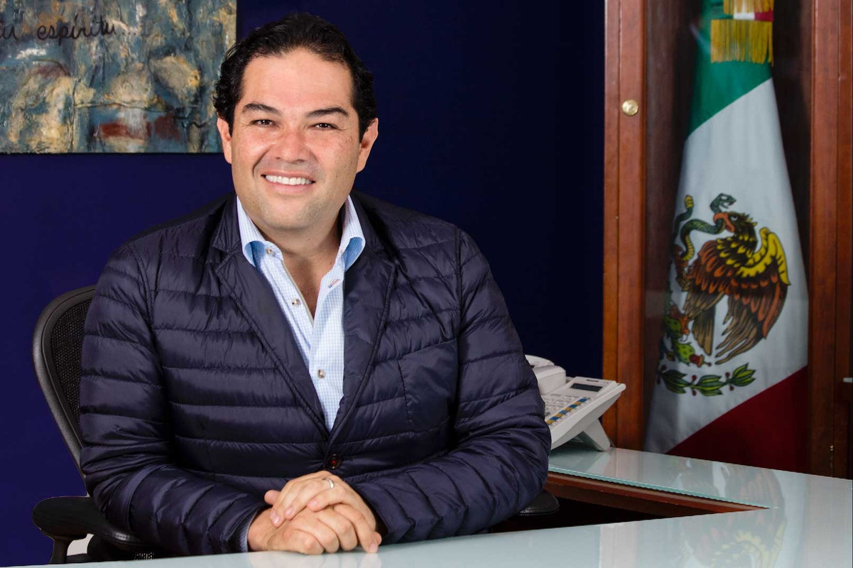 Enrique Vargas, del PAN, será el rival de Delfina Gómez por gubernatura de Edomex