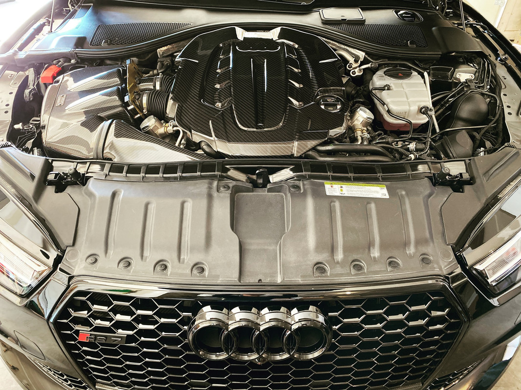 RS7_CarbonCover