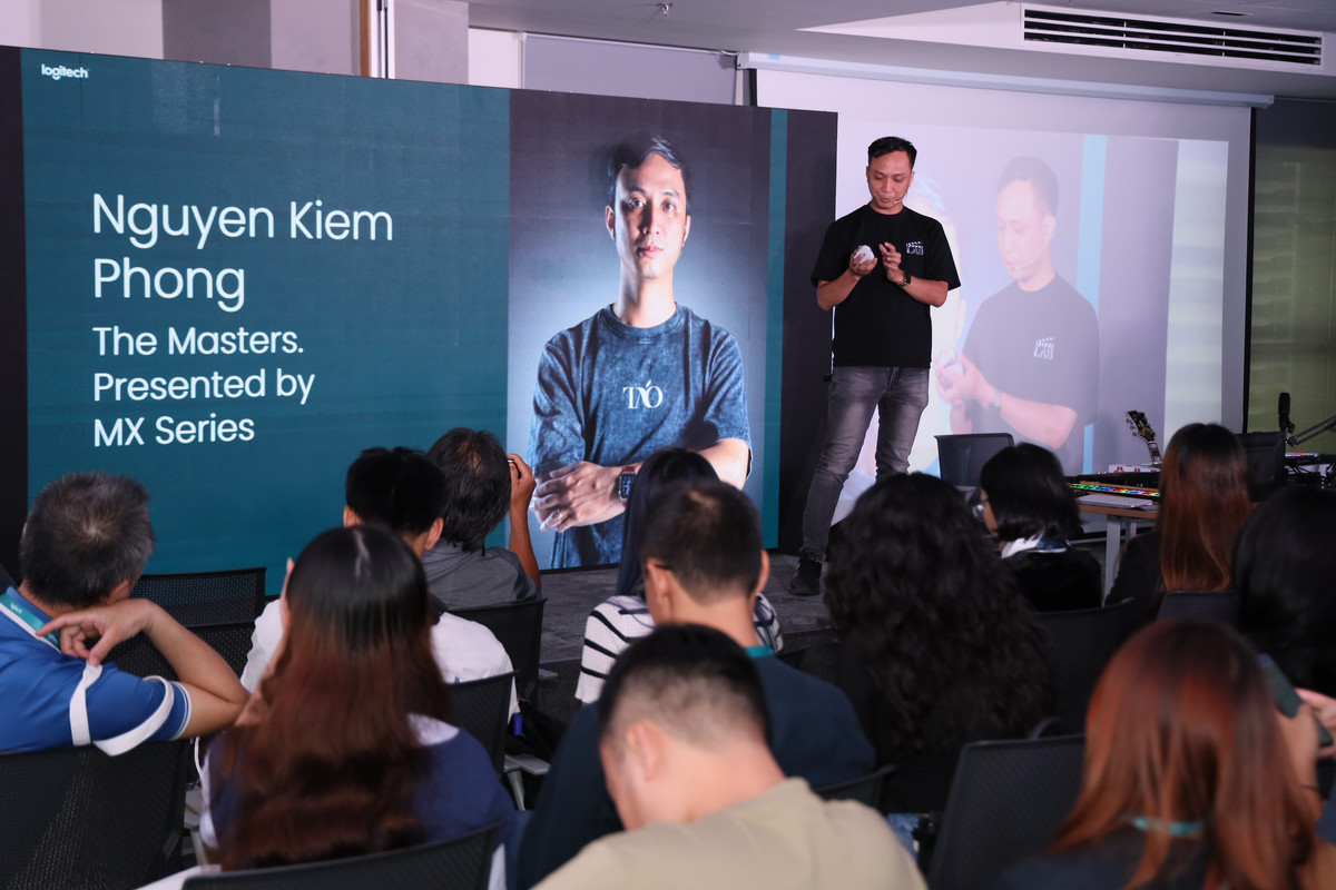 Nguyen Kiem Phong tai event Logitech