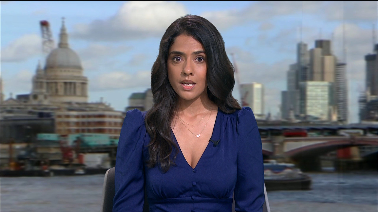 ITV News London_20220516_18001830.ts_snapshot_02.49.948