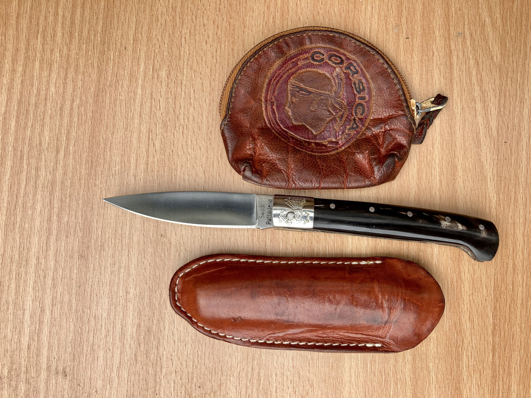 09A892BE-C945-478A-873A-8D2037BF24B3