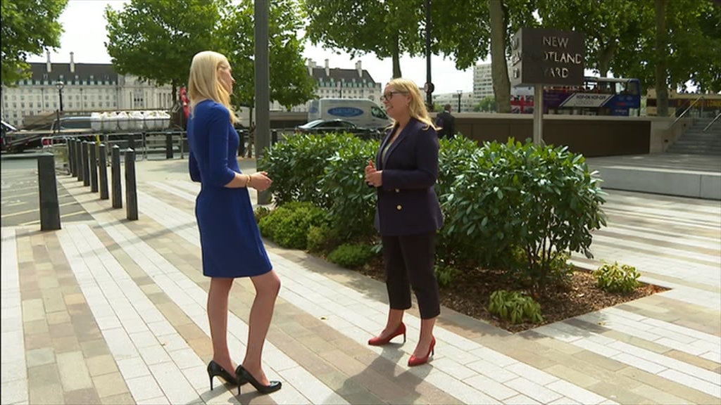 BBC London News_20220728_18301900.ts_snapshot_13.30.137