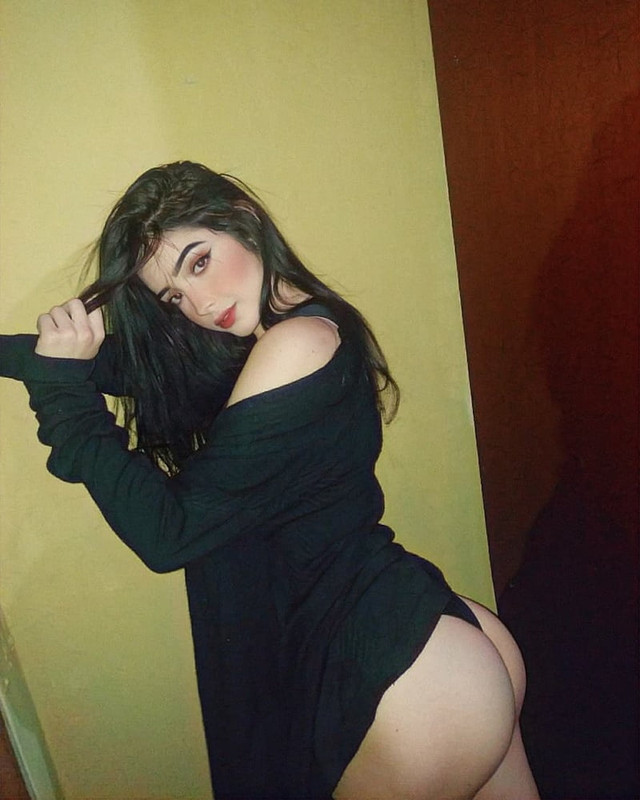 Ingrid (37)