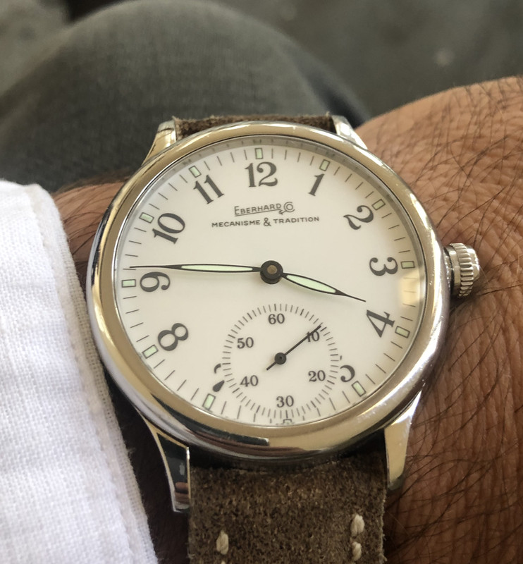 A5ACE6CB-8488-4919-8718-57EDB83B60DF