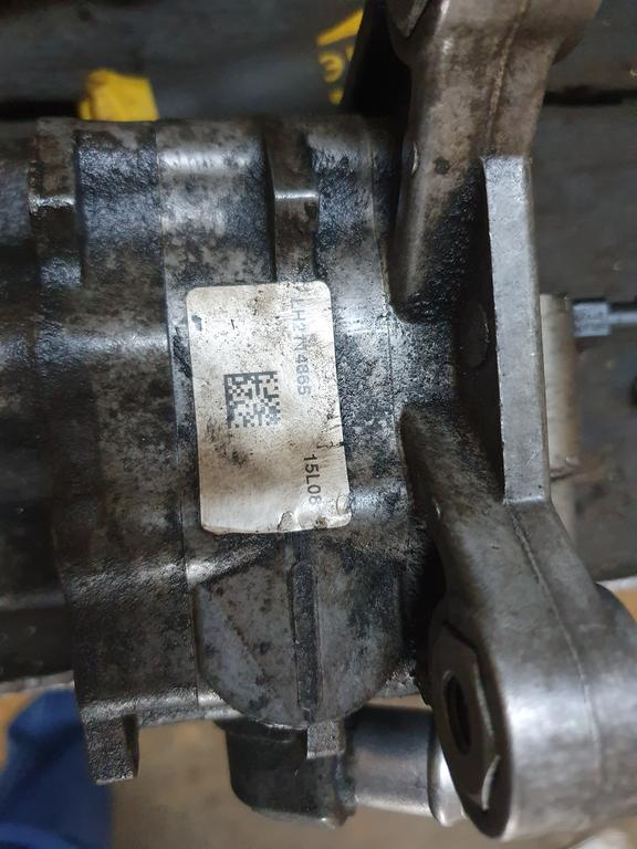 Насос гидроусилителя руля