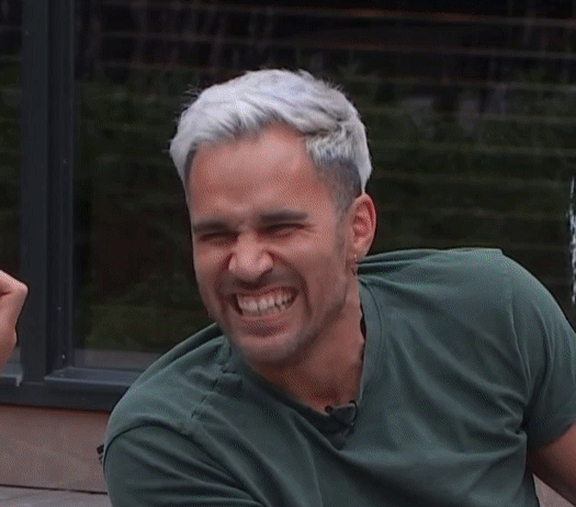 beaucreep.gif