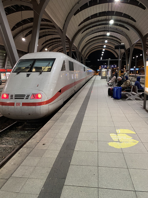 761DC5A7-D8D5-4F95-AD17-33A796551FF9