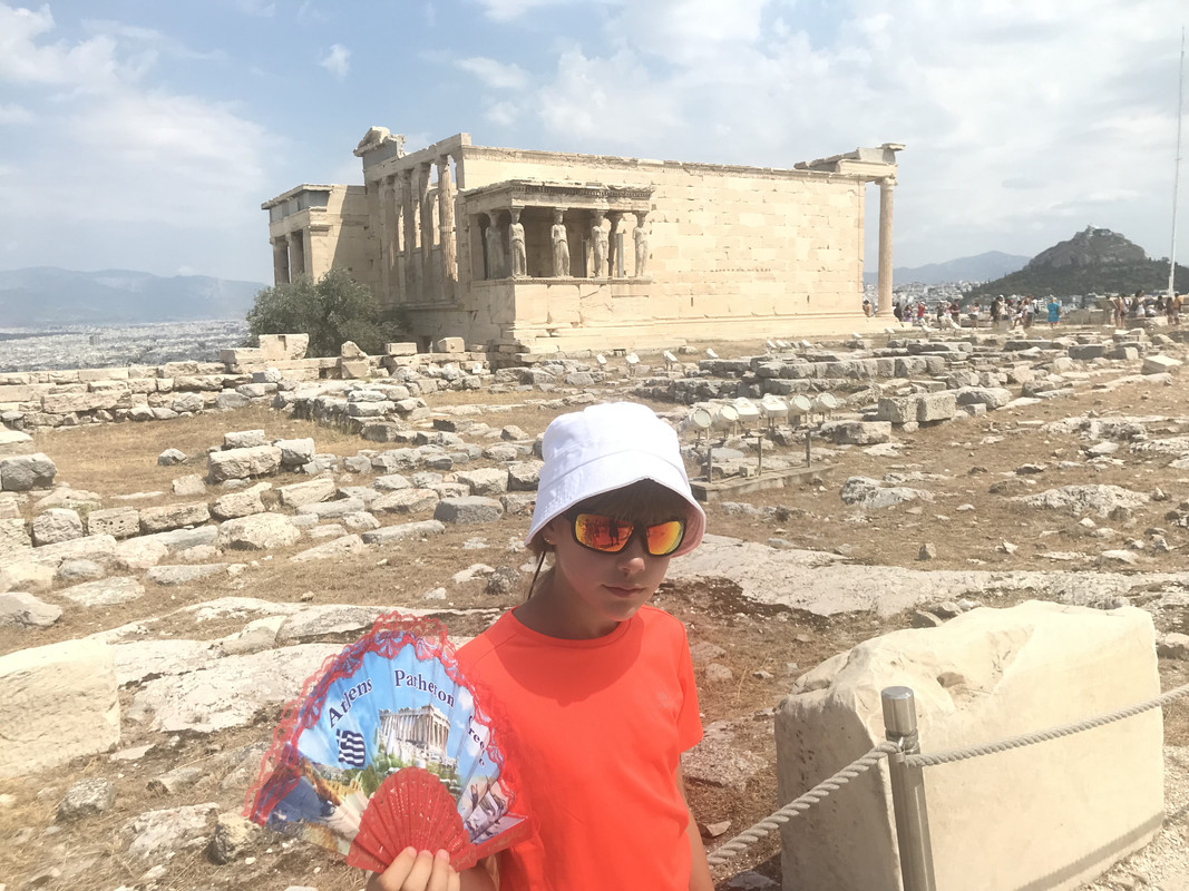 600CBD38-1C24-47DF-800A-71458FF11889