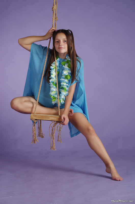 MarvelCharm_Nika-Swing-021