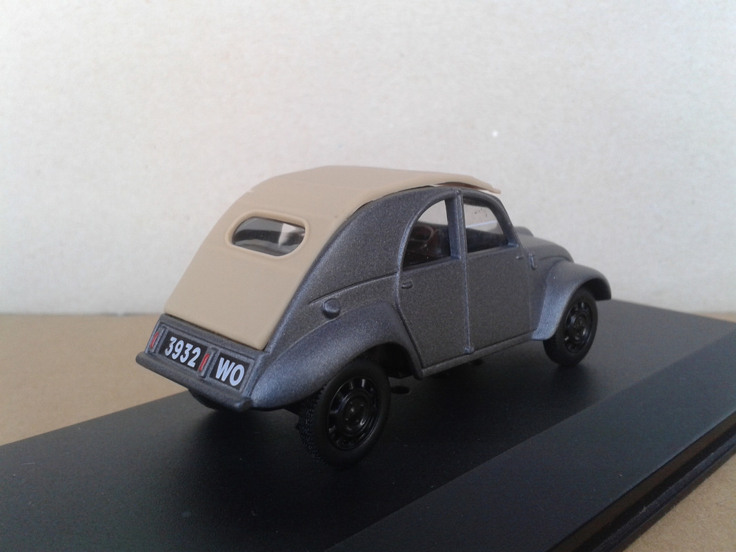 1942 Citroën 2CV Prototipo “Cyclope” (Norev-nº14 Colección Citroën 2CV) (4)