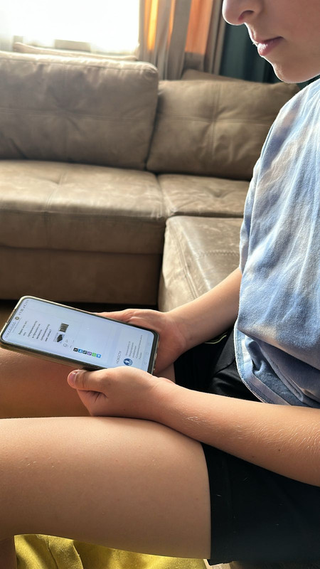 b9537766-b1d9-4586-832f-8a807c095d9d