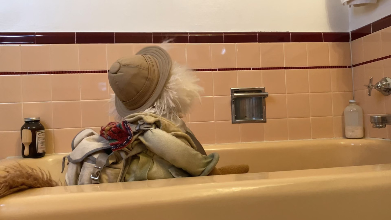 Fraggle Rock - Rock On! (2020) S01E02 The Cave of the Silly Creatures (4Kto1080p ATVP Webrip x265 10